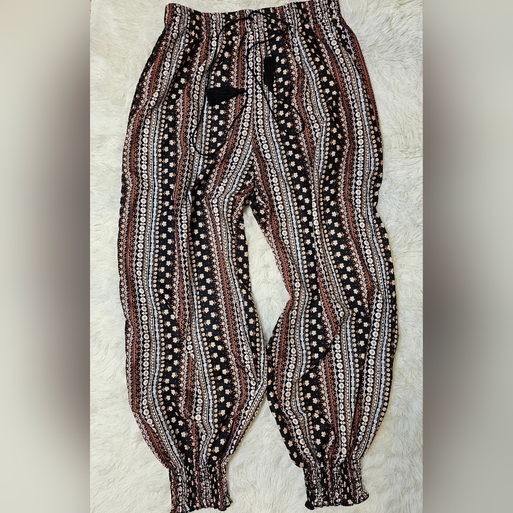 Bohemian Beach Loose fitting joggers